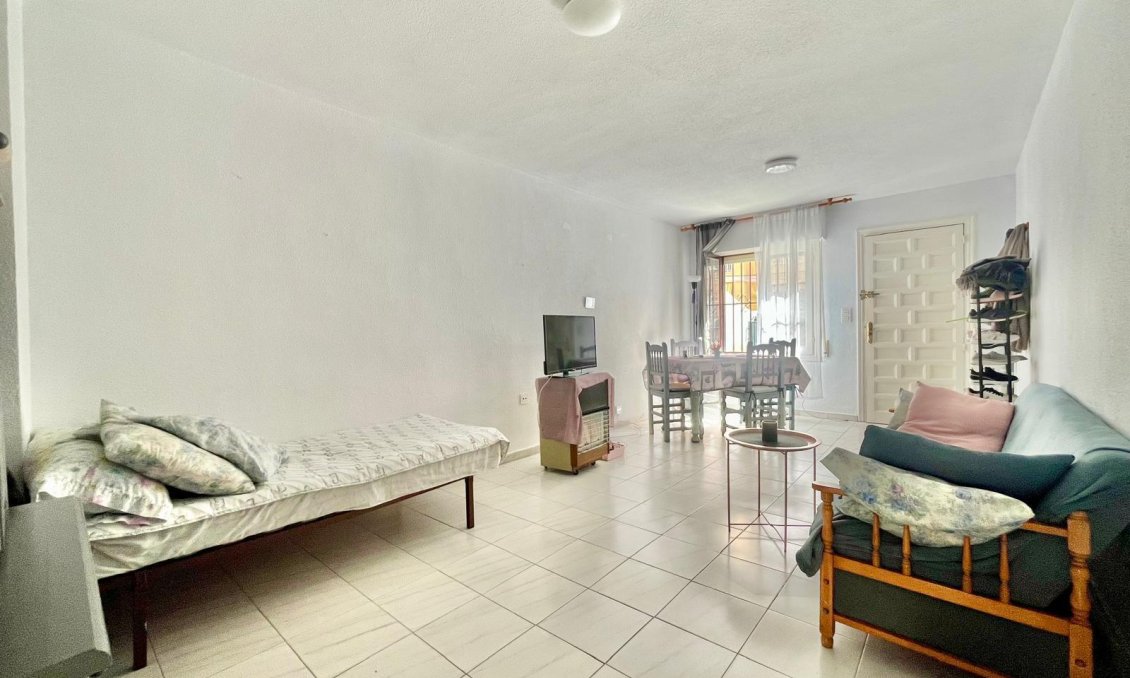 Segunda mano - Apartamento -
Torrevieja - Playa de los Locos