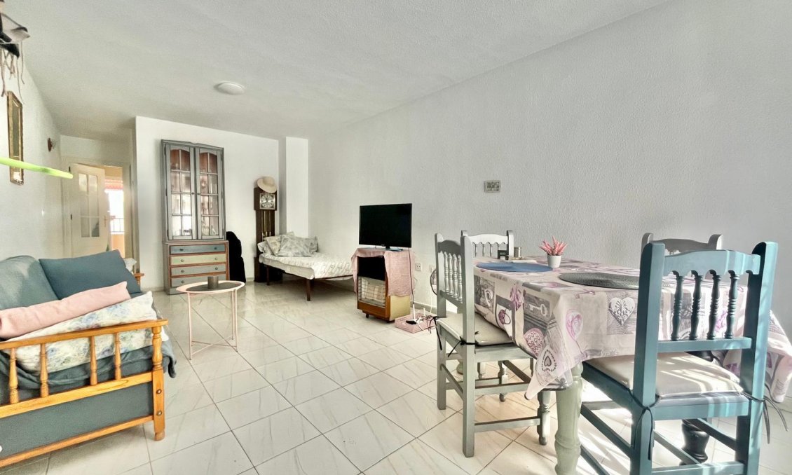 Segunda mano - Apartamento -
Torrevieja - Playa de los Locos