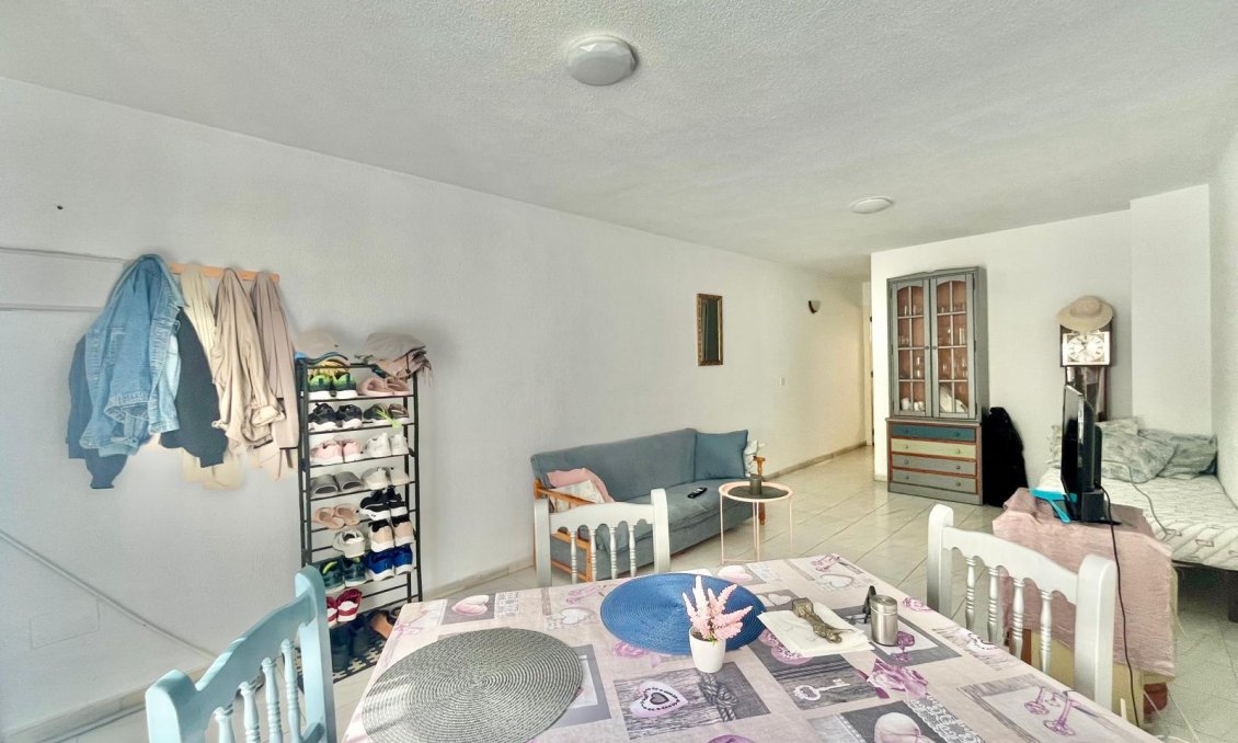 Segunda mano - Apartamento -
Torrevieja - Playa de los Locos