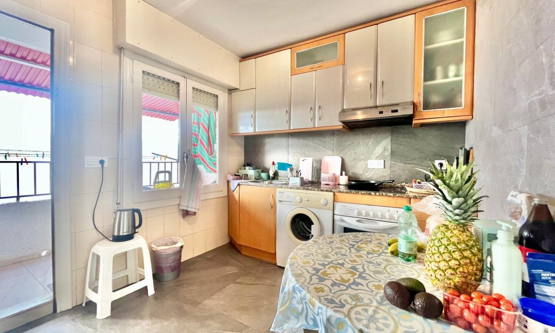 Segunda mano - Apartamento -
Torrevieja - Playa de los Locos