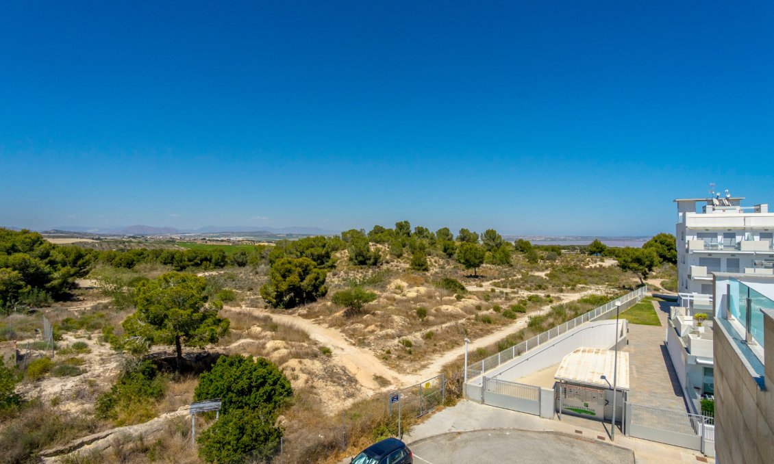 Segunda mano - Villa -
Villamartin - Costa Blanca