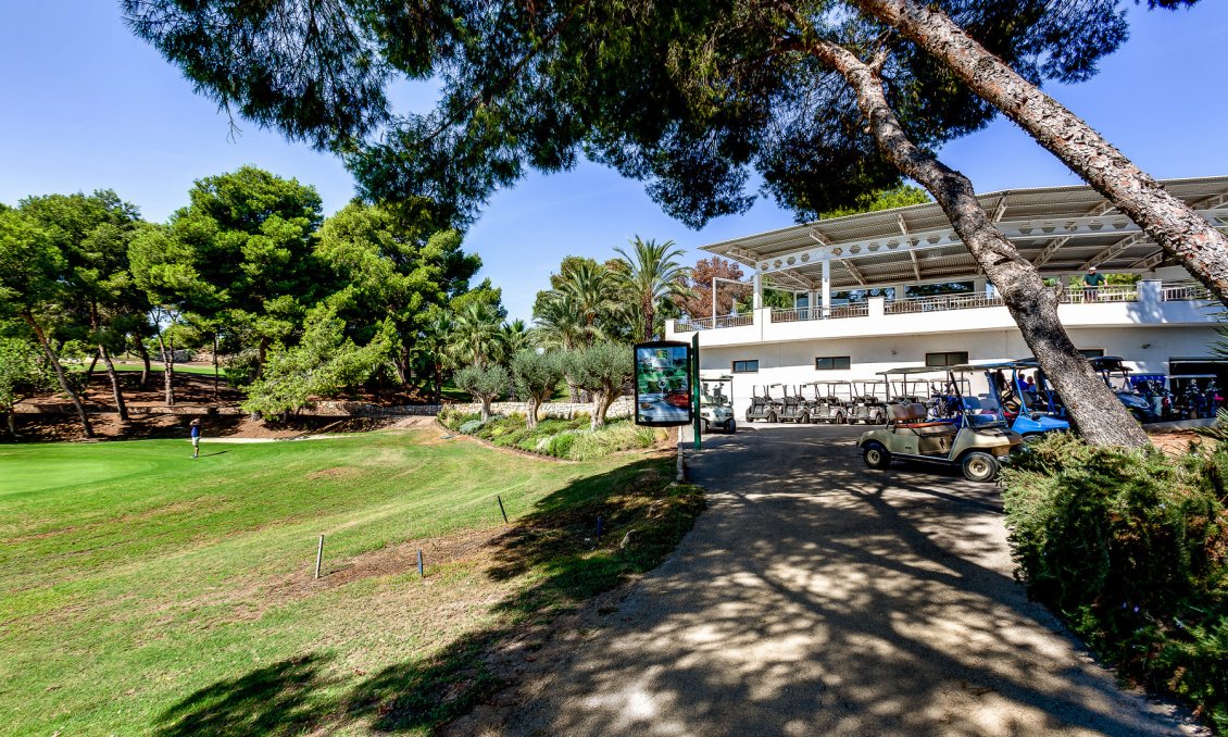 Segunda mano - Villa -
Villamartin - Costa Blanca