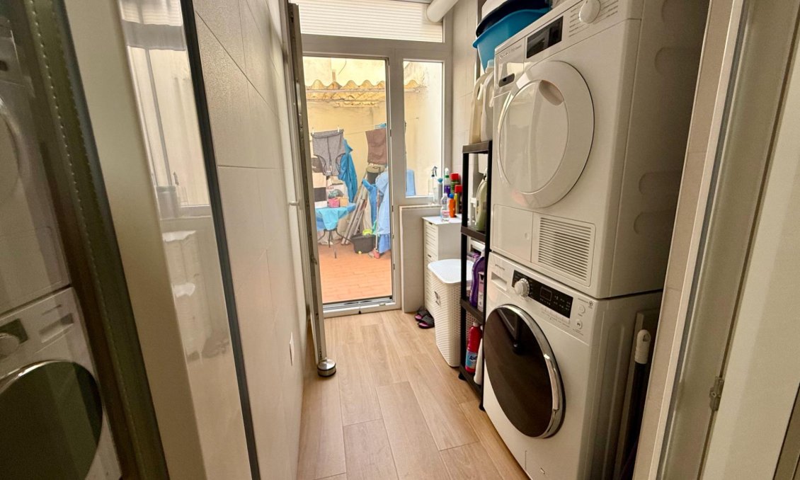 Segunda mano - Apartamento -
Torrevieja - Centro