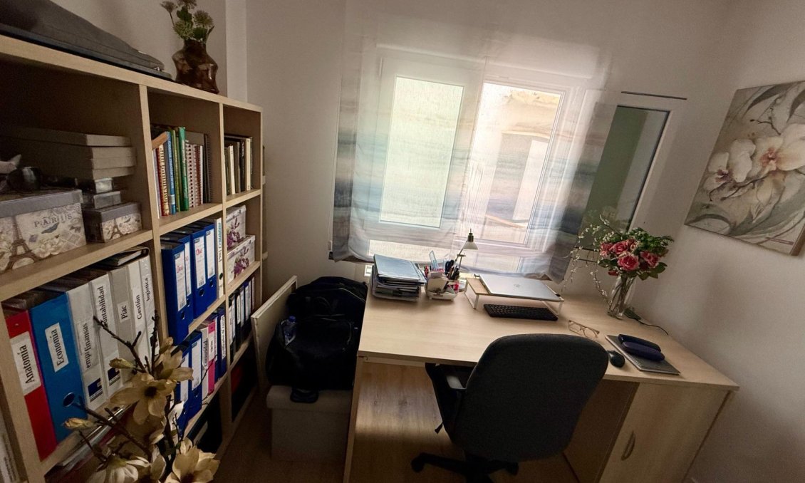 Segunda mano - Apartamento -
Torrevieja - Centro