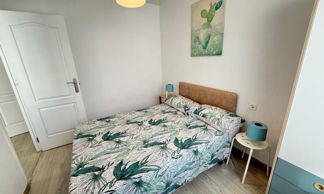 Használt Ingatlanok - Apartman -
Torrevieja - Playa del Cura