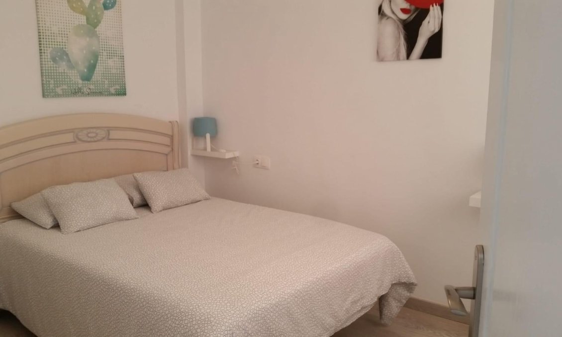 Használt Ingatlanok - Apartman -
Torrevieja - Playa del Cura