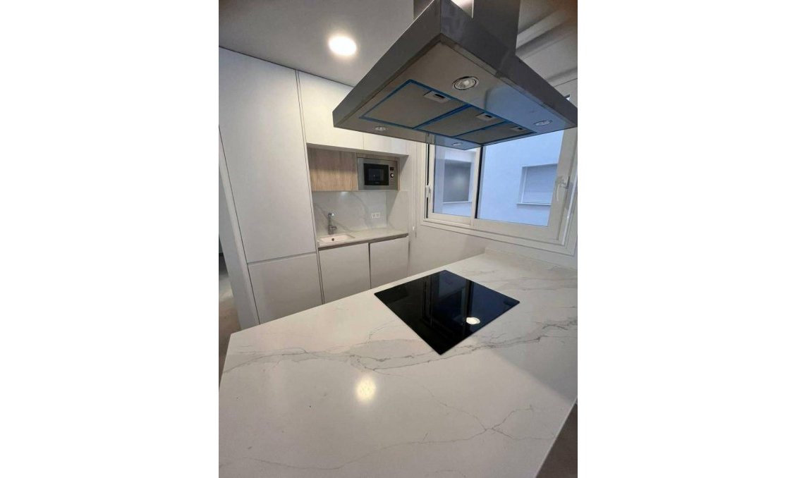 Segunda mano - Apartamento -
Torrevieja - Playa de los Locos