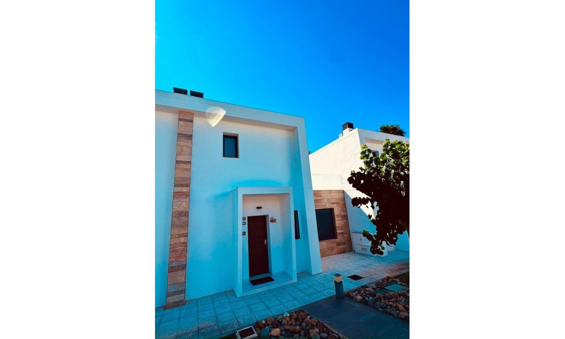 Segunda mano - Adosado -
Orihuela Costa - Villamartín