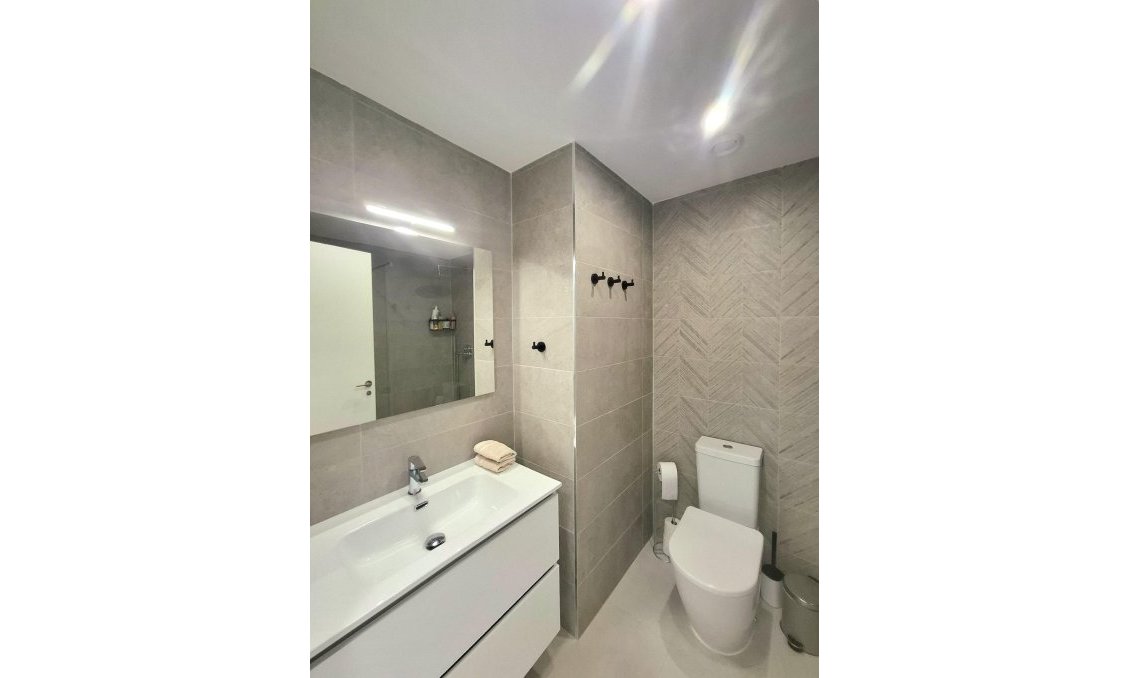 Segunda mano - Apartamento -
Orihuela Costa - Villamartín