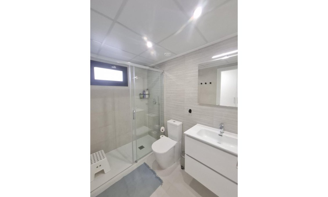 Segunda mano - Apartamento -
Orihuela Costa - Villamartín