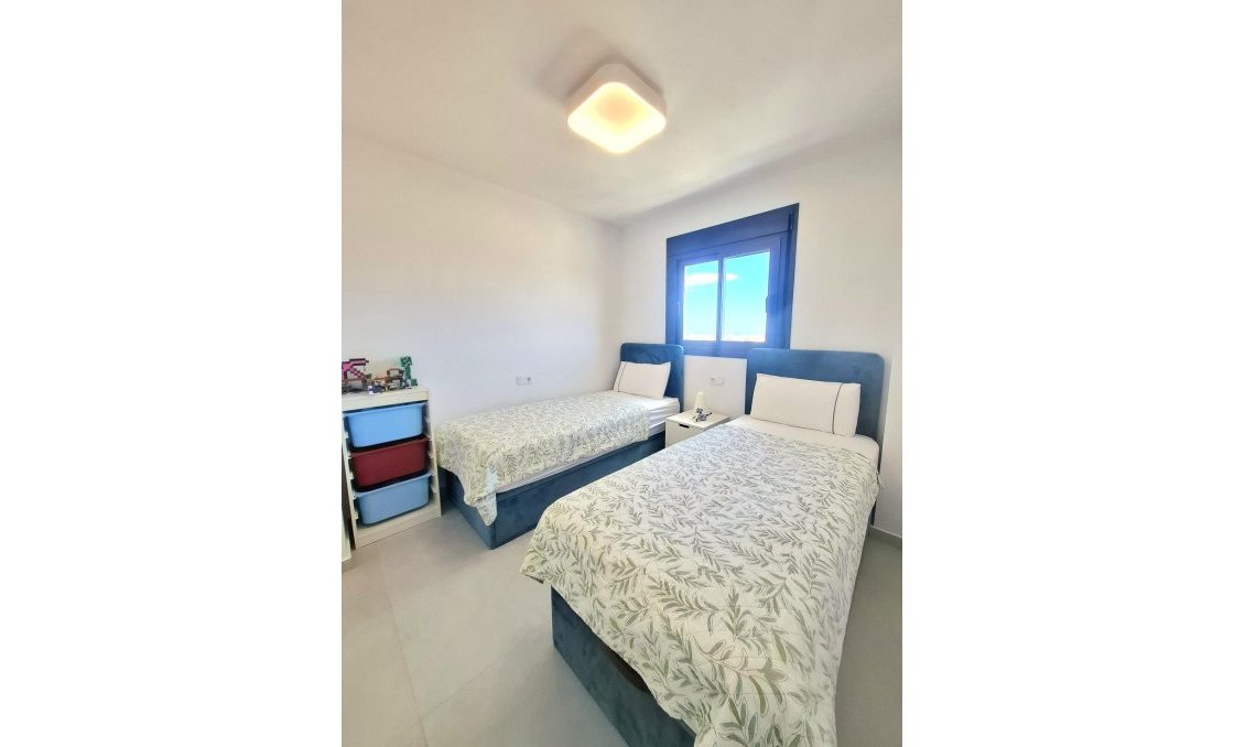 Segunda mano - Apartamento -
Orihuela Costa - Villamartín