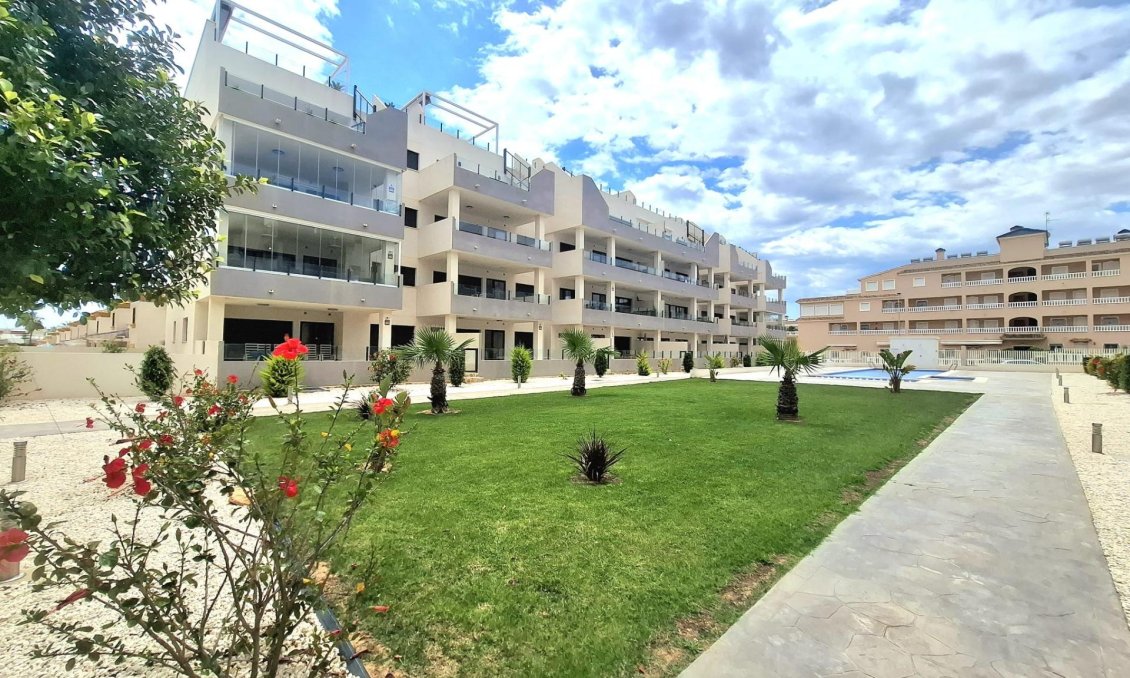 Segunda mano - Apartamento -
Orihuela Costa - Villamartín