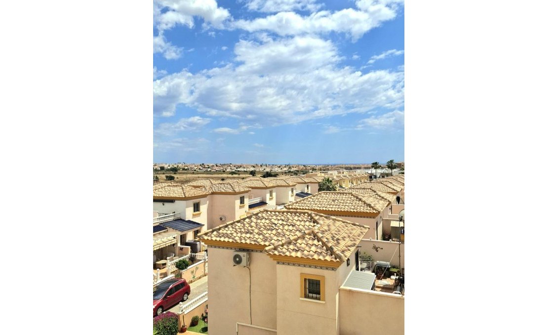 Segunda mano - Apartamento -
Orihuela Costa - Villamartín