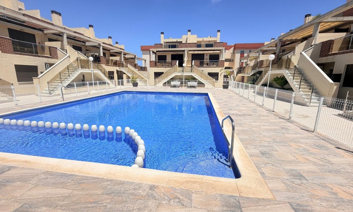 Revente - Appartement -
Orihuela Costa - Costa Blanca