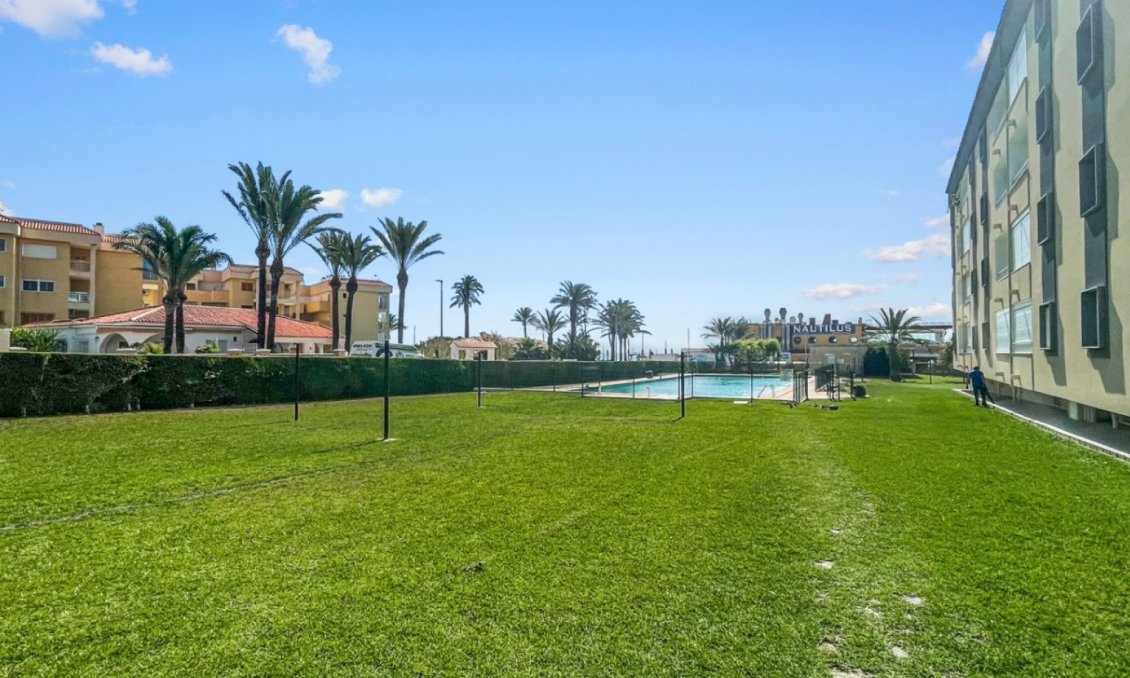 Revente - Appartement -
Orihuela Costa - Costa Blanca