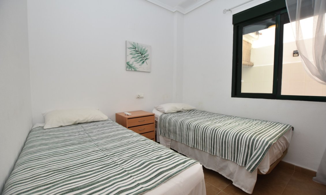 Resale - Apartment -
Daya Vieja - Costa Blanca
