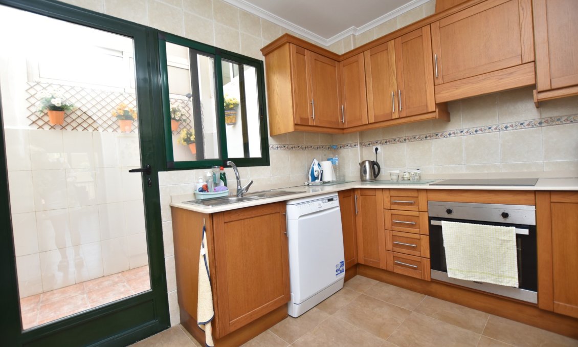 Resale - Apartment -
Daya Vieja - Costa Blanca