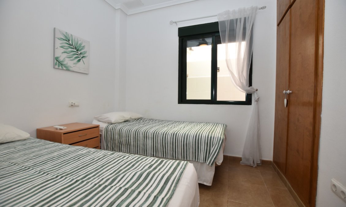 Resale - Apartment -
Daya Vieja - Costa Blanca