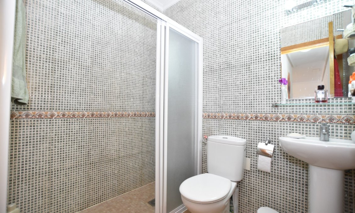 Resale - Apartment -
Daya Vieja - Costa Blanca