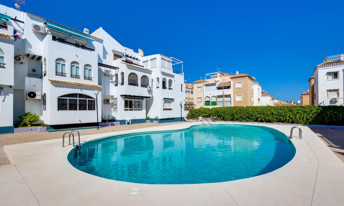 Segunda mano - Bungalow -
Torrevieja - Costa Blanca