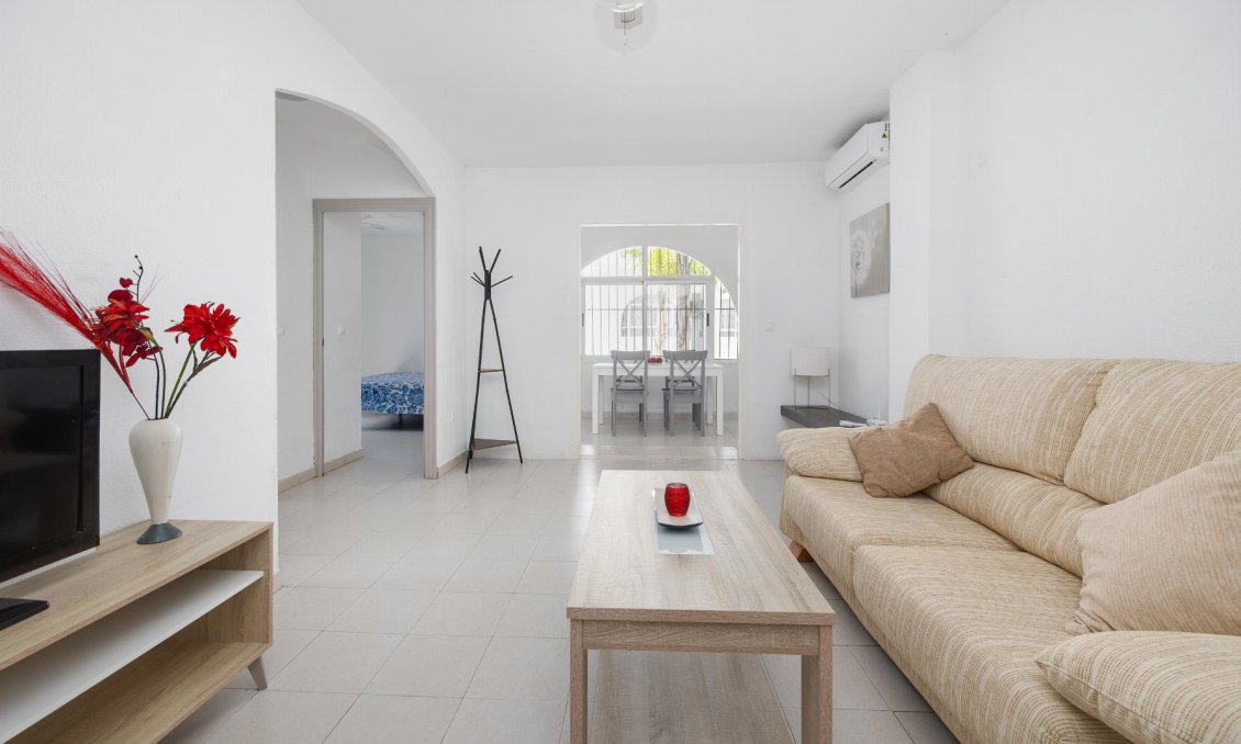 Segunda mano - Bungalow -
Torrevieja - Costa Blanca