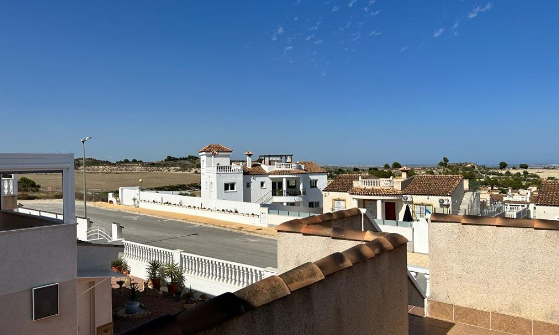 Segunda mano - Villa -
San Miguel de Salinas - Inland