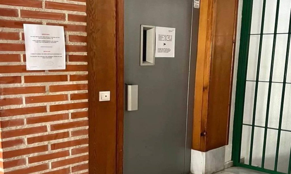 Segunda mano - Apartamento -
Torrevieja - Playa del Cura
