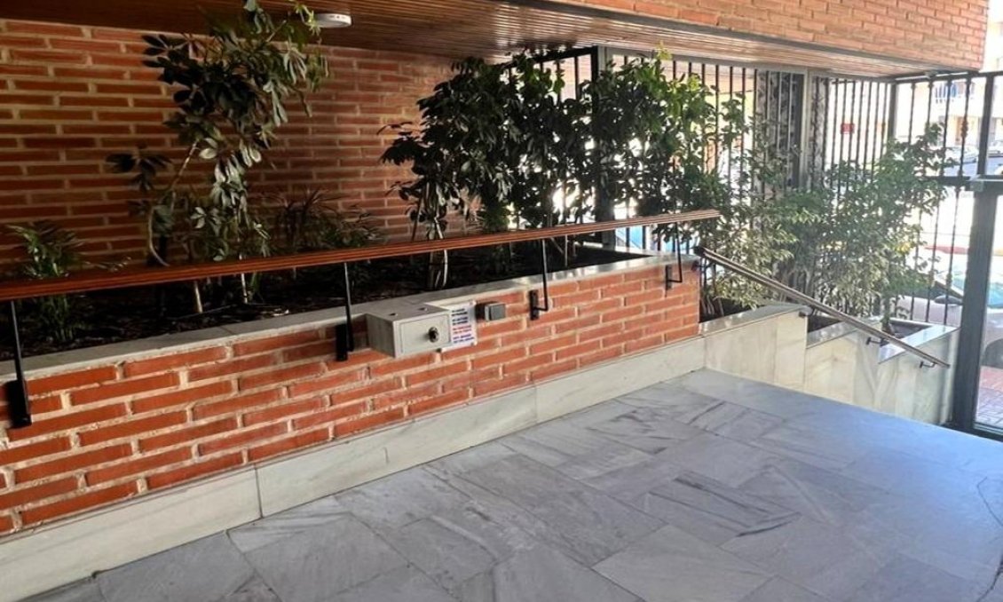 Segunda mano - Apartamento -
Torrevieja - Playa del Cura