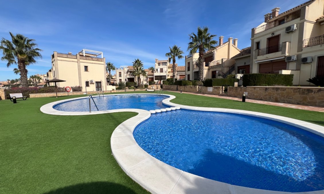 Segunda mano - Bungalow -
Algorfa - Inland