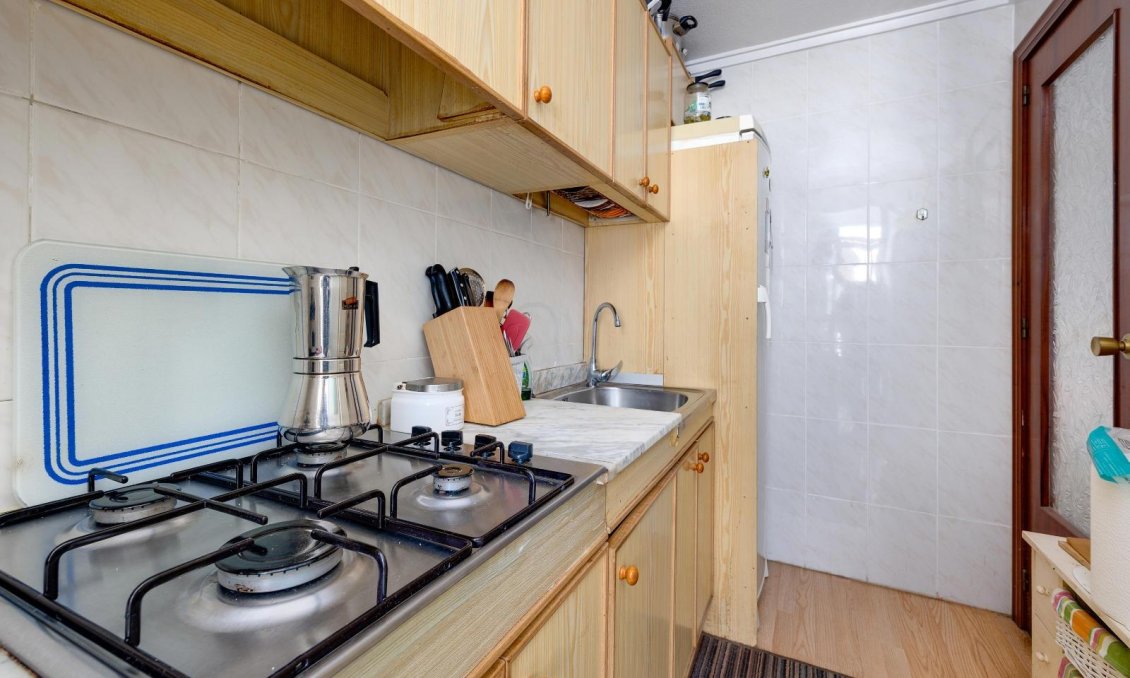 Revânzare - Apartament -
Torrevieja - Centro