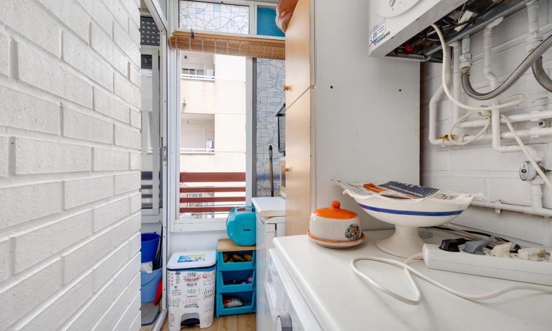 Revânzare - Apartament -
Torrevieja - Centro