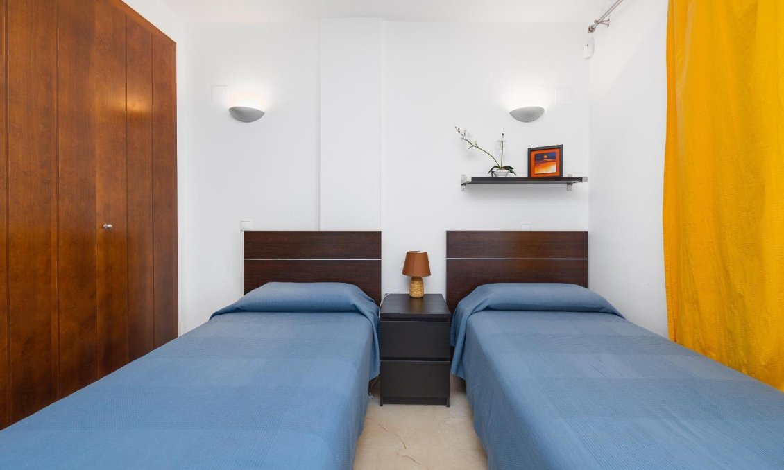 Revente - Appartement -
Torrevieja - Punta Prima