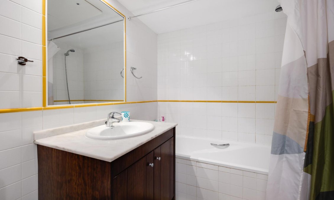 Revente - Appartement -
Torrevieja - Punta Prima