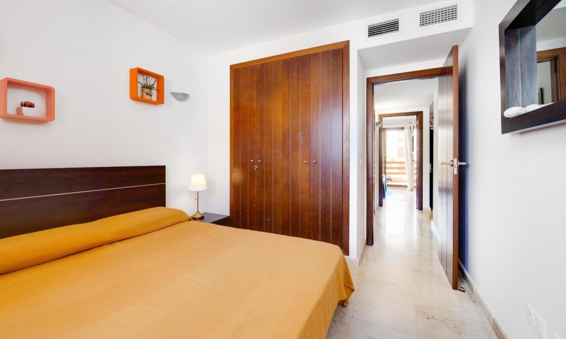 Revente - Appartement -
Torrevieja - Punta Prima