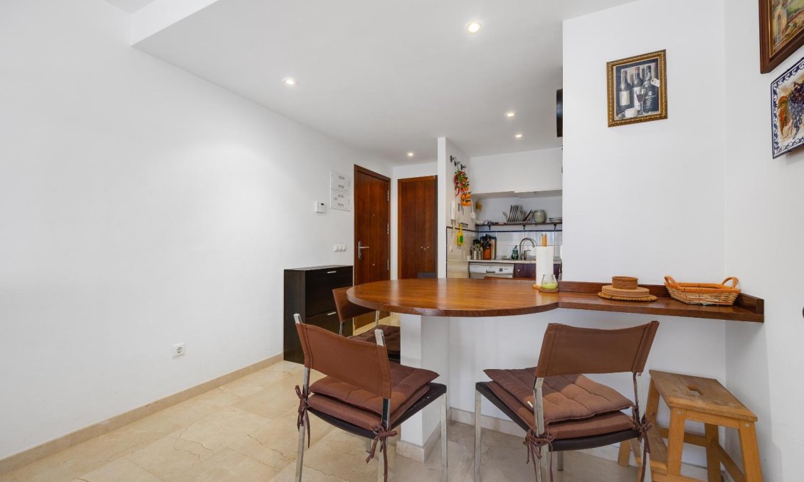 Revente - Appartement -
Torrevieja - Punta Prima