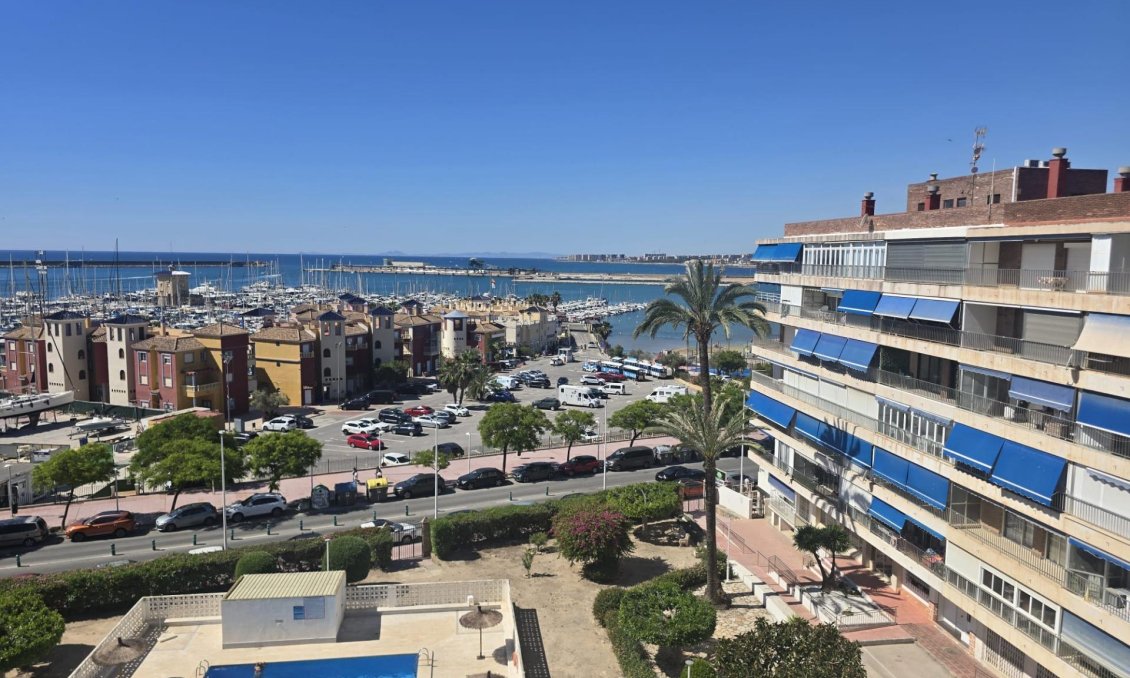 Revente - Appartement -
Torrevieja - Puerto Deportivo Marina Salinas