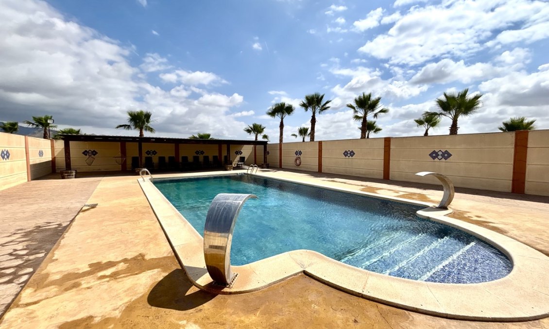Revente - Villa -
Fuente Álamo - Inland
