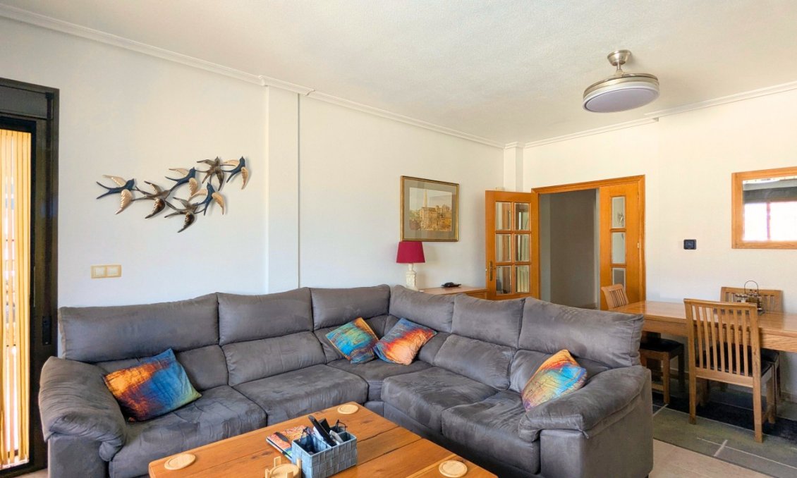Revente - Villa -
Bigastro - Inland