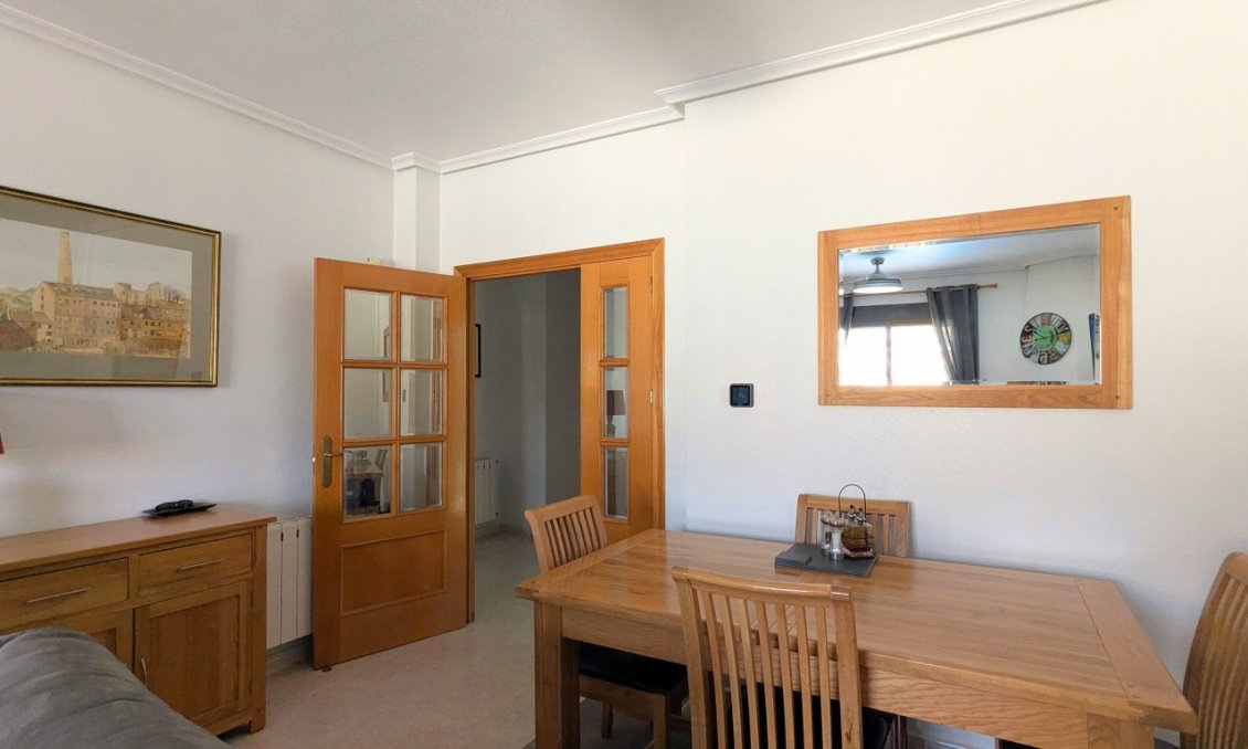 Revente - Villa -
Bigastro - Inland