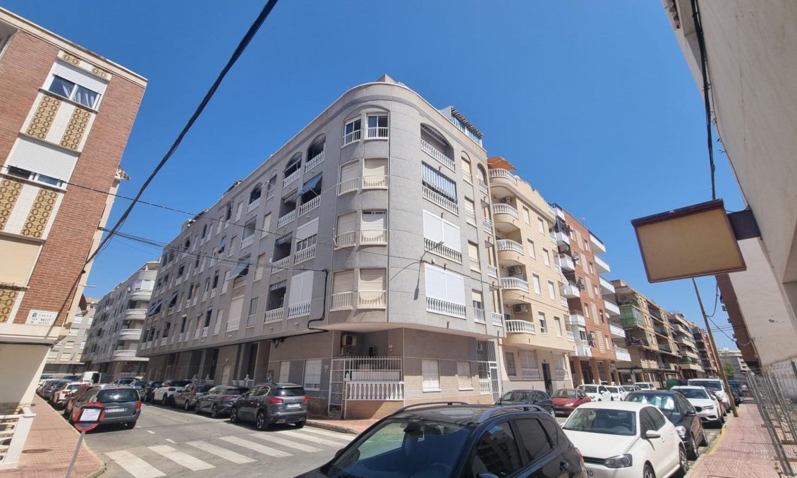 Revente - Appartement -
Torrevieja - Acequion