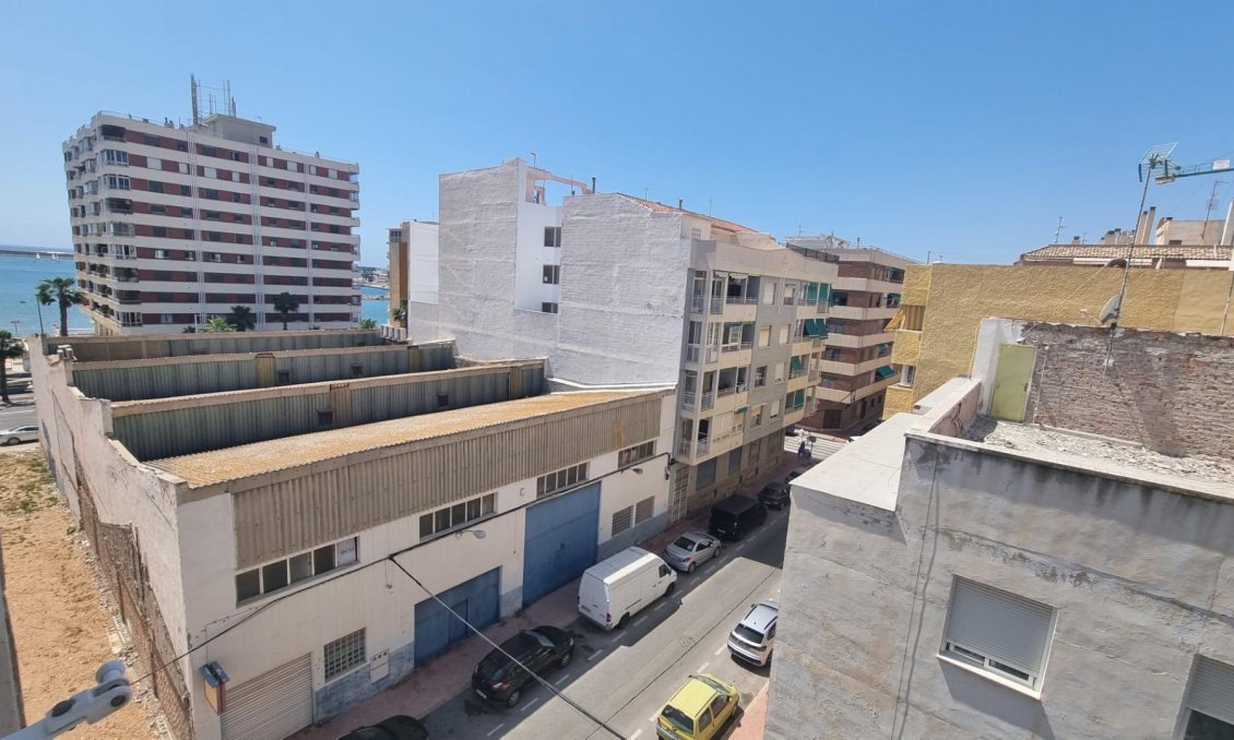 Revente - Appartement -
Torrevieja - Acequion