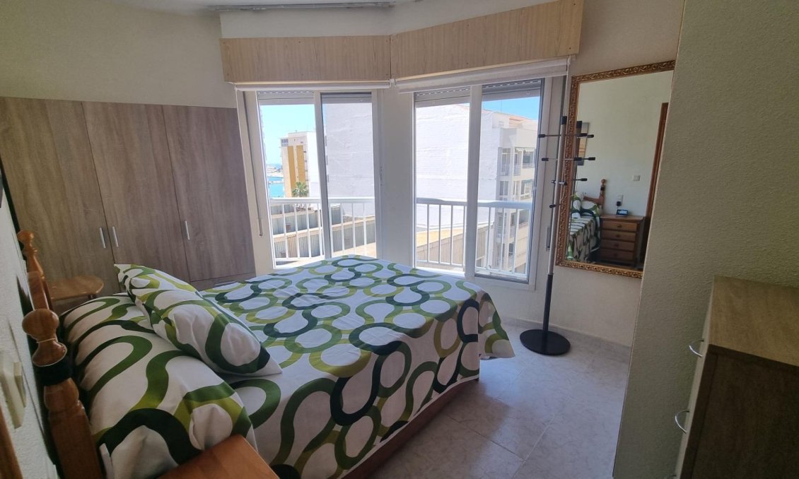 Revente - Appartement -
Torrevieja - Acequion