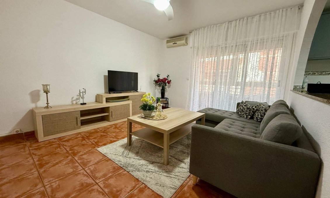 Segunda mano - Apartamento -
Torrevieja - Playa del Cura