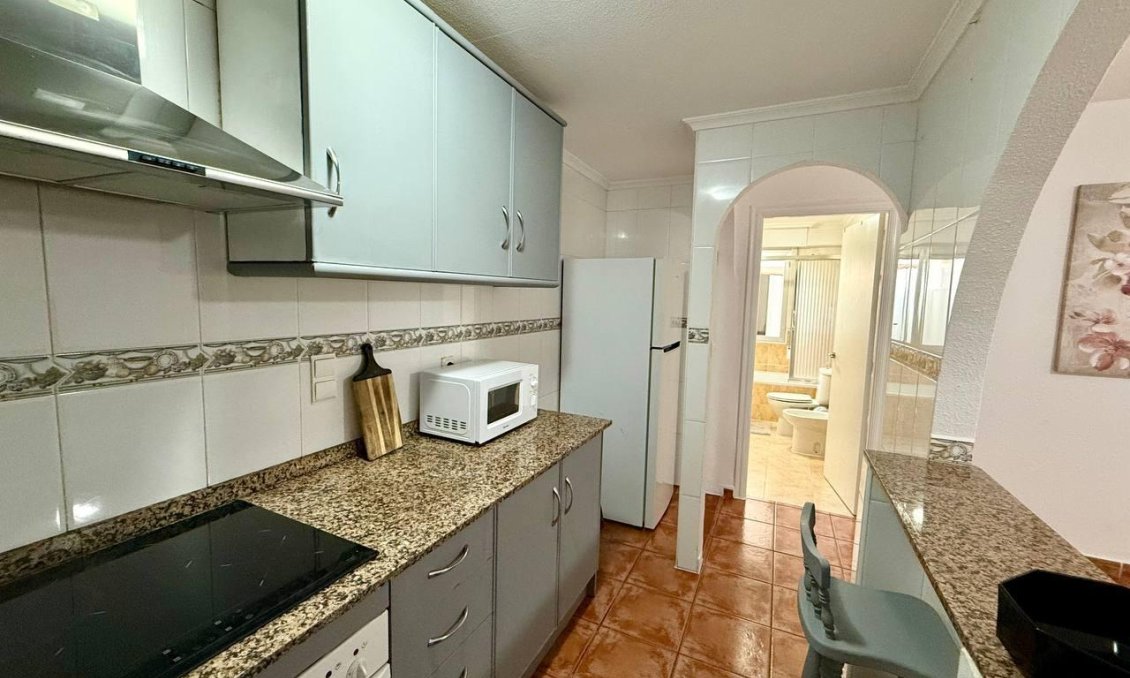 Segunda mano - Apartamento -
Torrevieja - Playa del Cura