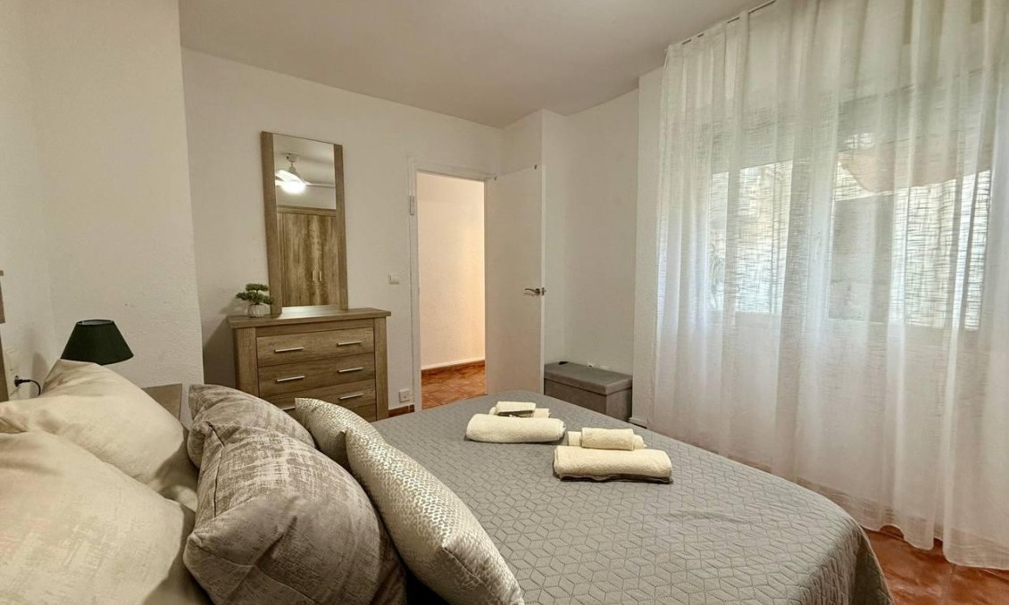 Segunda mano - Apartamento -
Torrevieja - Playa del Cura