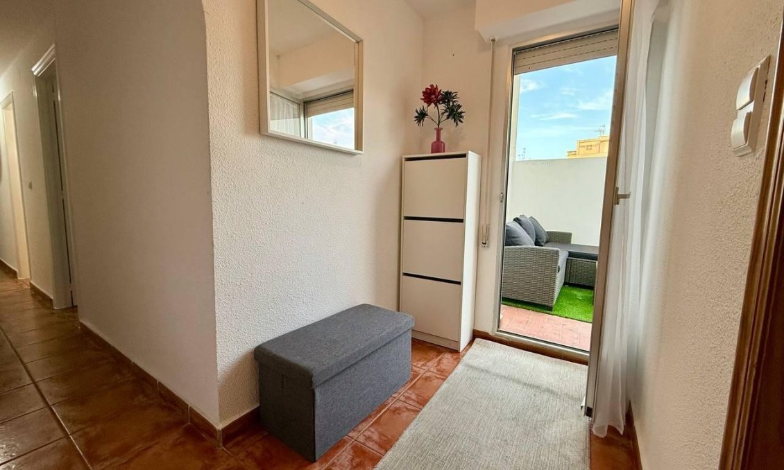 Segunda mano - Apartamento -
Torrevieja - Playa del Cura