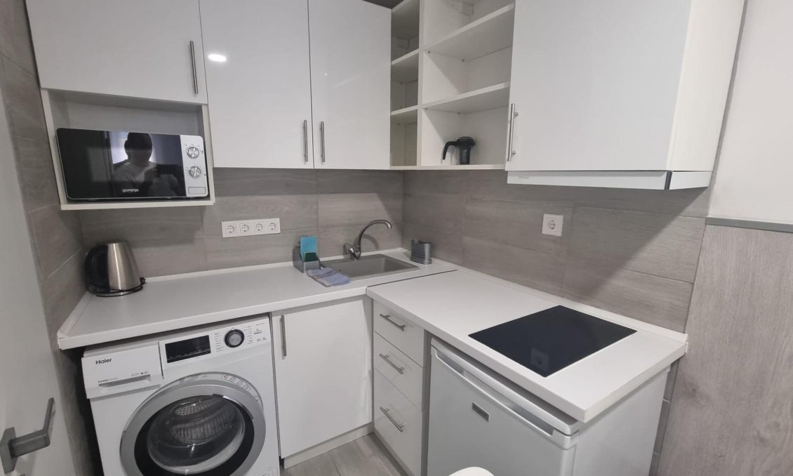 Resale - Apartment -
Torrevieja - Centro