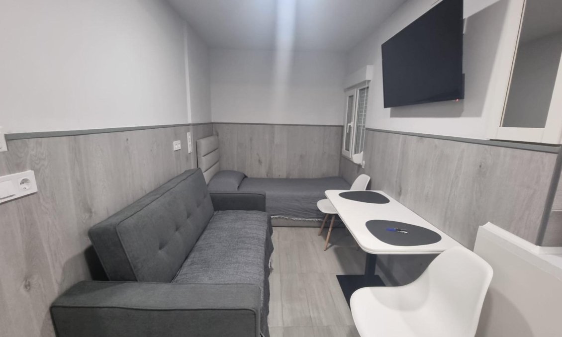Resale - Apartment -
Torrevieja - Centro