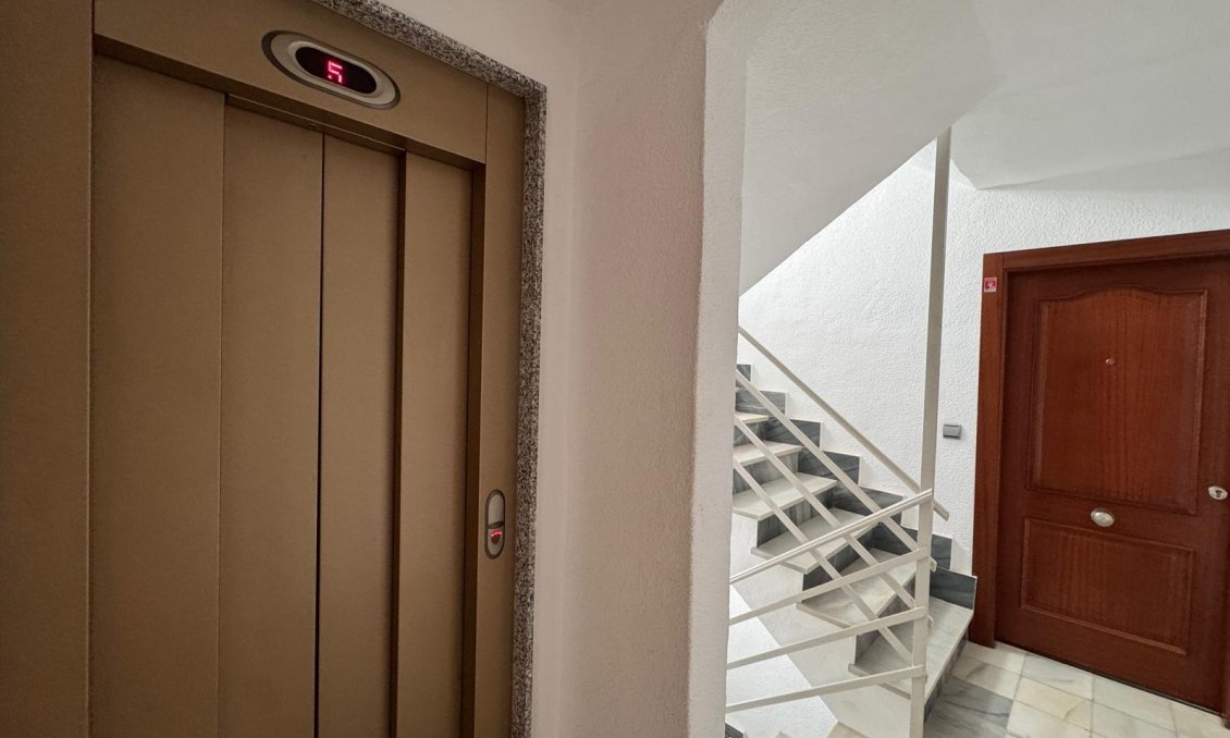Revente - Appartement -
Torrevieja - Playa del Cura
