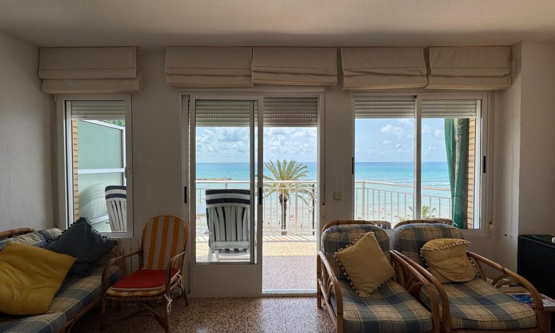 Revente - Appartement -
Torrevieja - Playa del Cura